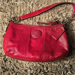 Beautiful pink leather coach shoulder bag